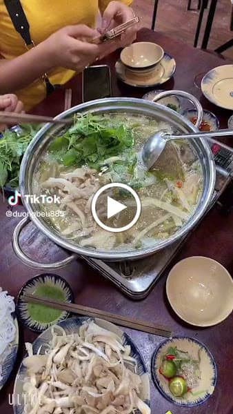 Hình ảnh LẨU GÀ LÁ É JUNO FOOD & DRINKS - 4