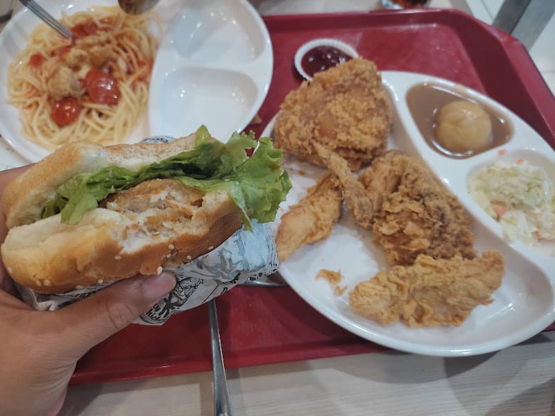 Hình ảnh KFC Big C Dĩ An Bình Dương - 2