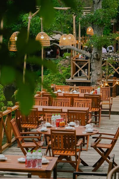 Hình ảnh Nhà hàng Nhà Bên Suối - 4