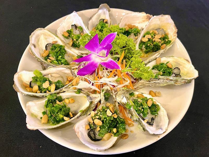 Hình ảnh Nhà Hàng Hải Sản Eo Gió Bãi Dài - Eo Gio Bai Dai Seafood Restaurant - 바이다이 에오지오 해산물 식당 - 4