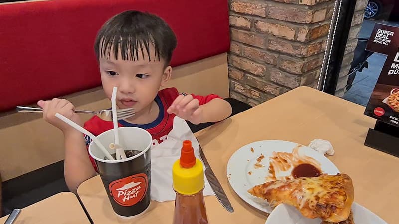 Hình ảnh Pizza Hut Võ Thị Sáu - Biên Hòa - 4
