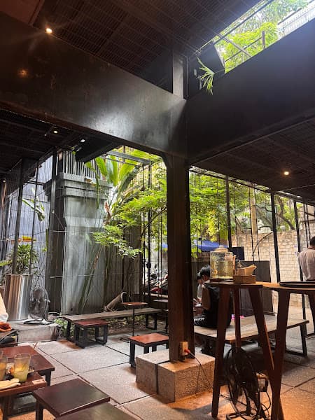 Hình ảnh ABOUT LIFE COFFEE BREWERS HCM - 2