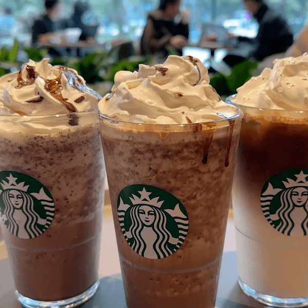 Hình ảnh Starbucks Rox Center - 3