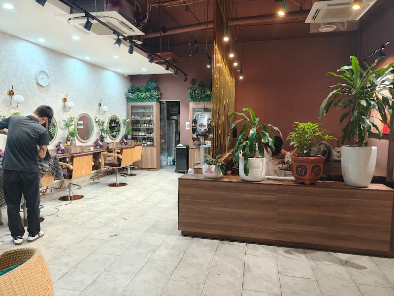 Hình ảnh Omnia Hair Boutique - 6