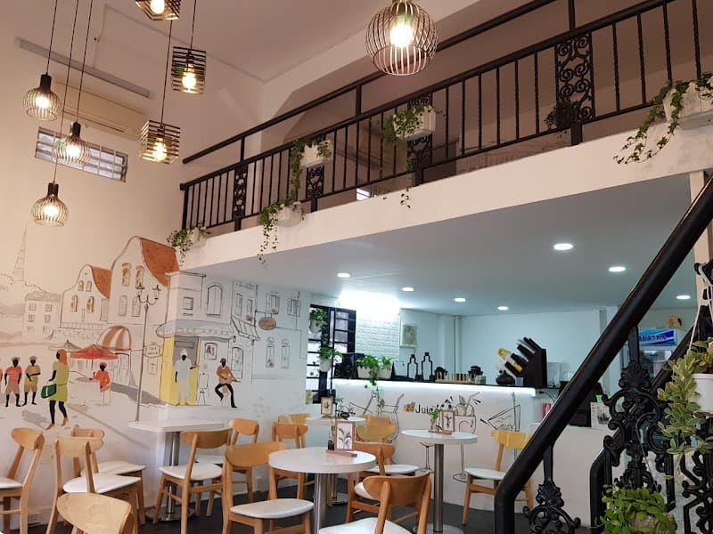 Nước ép trái cây tươi nguyên chất 123 juice