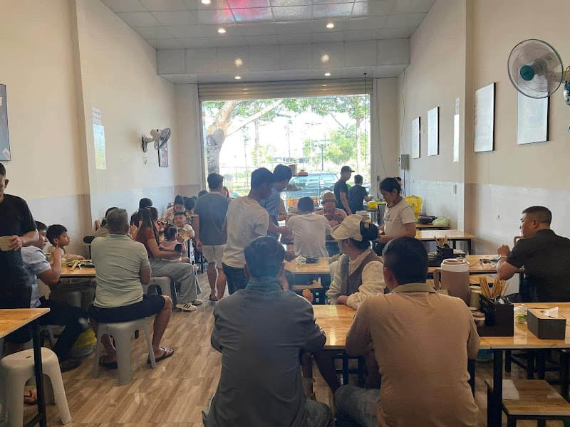 Bún Bò Huế Cô Ba