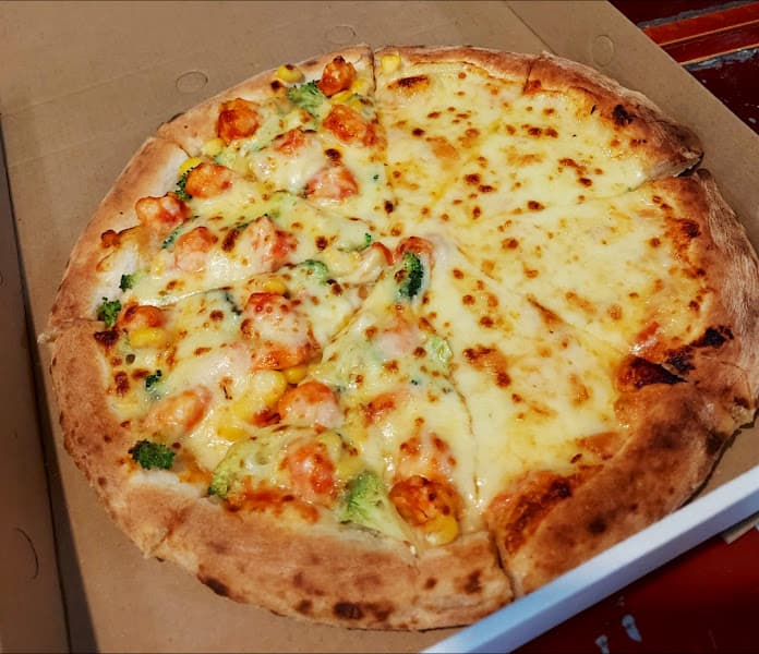 Hình ảnh Pizza Lò Củi Định Quán ( đối diện ngã 3 116 phú lợi) - 5
