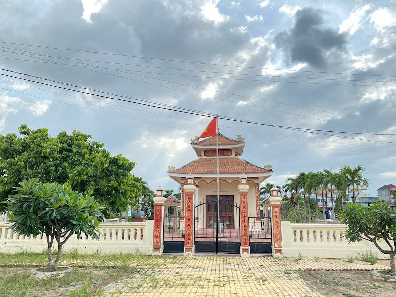 Đền thờ Trần Quý Cáp