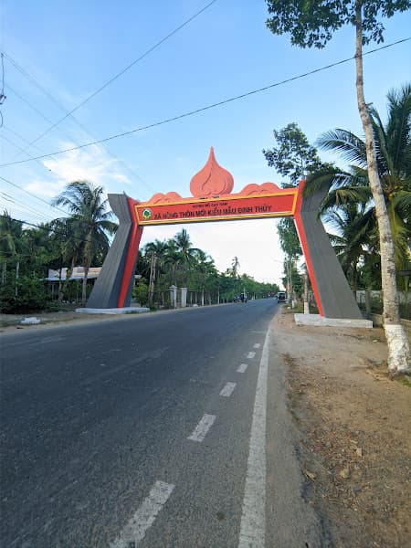 Hình ảnh Cổng chào Định Thuỷ - 4