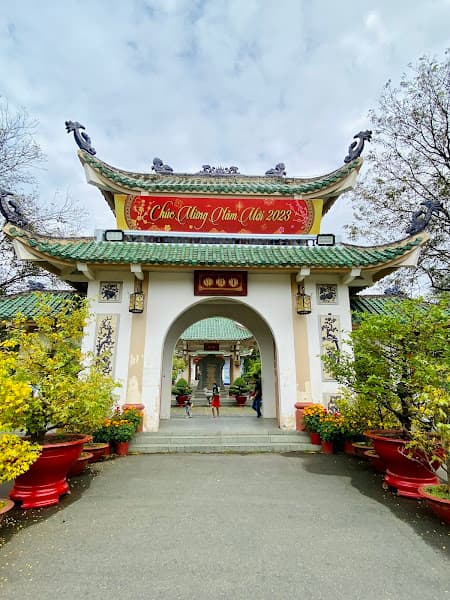 Văn miếu Trấn Biên