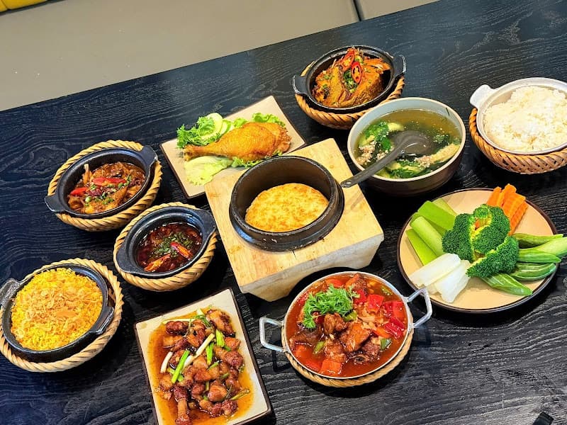 Hình ảnh Cơm đốt thố Hội An - Thị xã Phú Thọ - 5