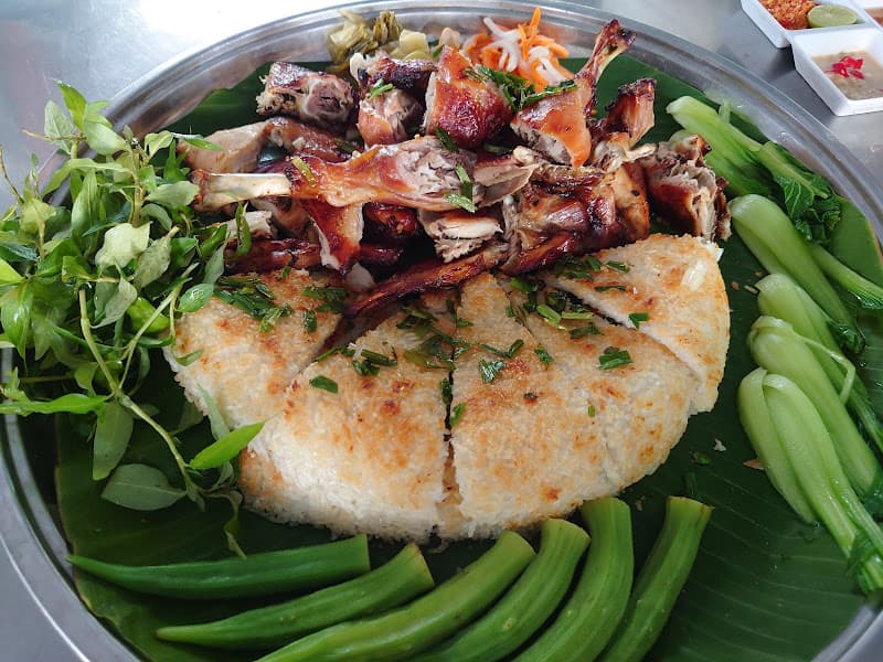 Hình ảnh Quán ăn gia đình Ngân Phát - 3