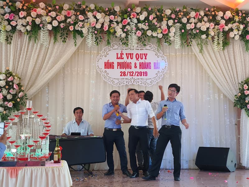 Hình ảnh Nhà Hàng Hoà Thành - 6