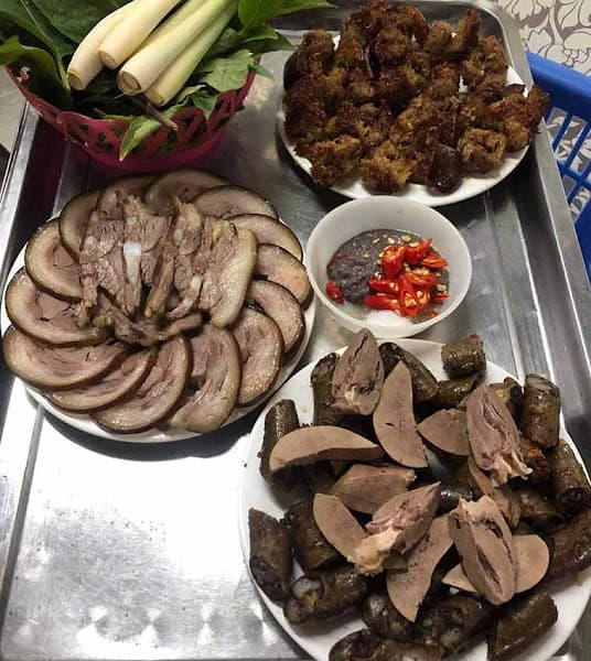 Hình ảnh Thịt Chó Chiến Đen - Quán Nhậu Thịt Chó Ngon Bến Xe Mới Thái Nguyên - 2