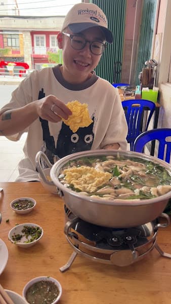 Hình ảnh Lẩu gà lá é Tao Ngộ 3/2 ( chi nhánh chính 3/4) - 5