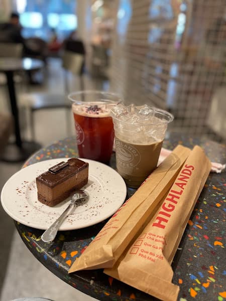 Hình ảnh Highlands Coffee Lê Văn Thọ - Gò Vấp - 2