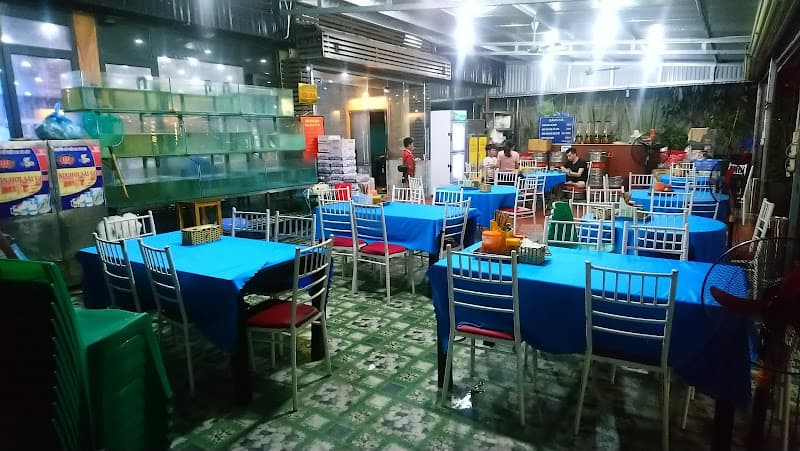 Hình ảnh Nhà Hàng Hải Sản BỐN MÙA - Bia Hơi Hà Nội - 2