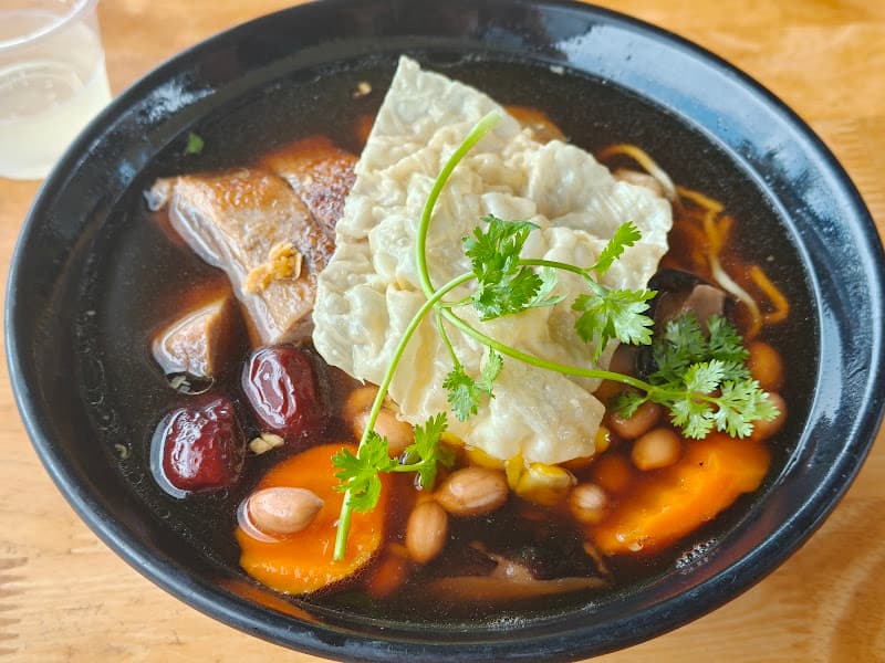 Hình ảnh Cửa hàng mì gà tiềm & bò né Xíu - 4