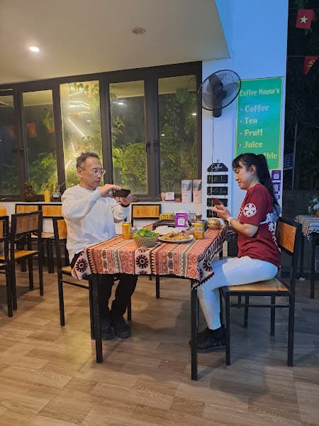 Hình ảnh Coffee House's - Coffee & Restaurant (Food and Drink) - 4