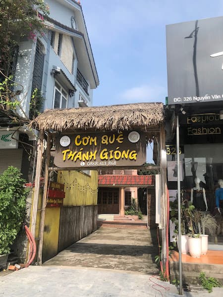 Cơm Quê Thánh Gióng