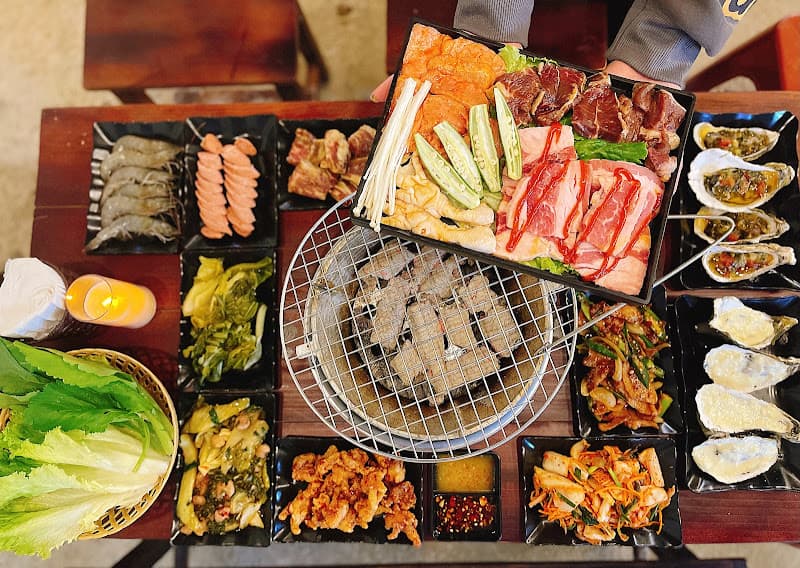 Quán Ruột - Nướng , lẩu , nhậu .