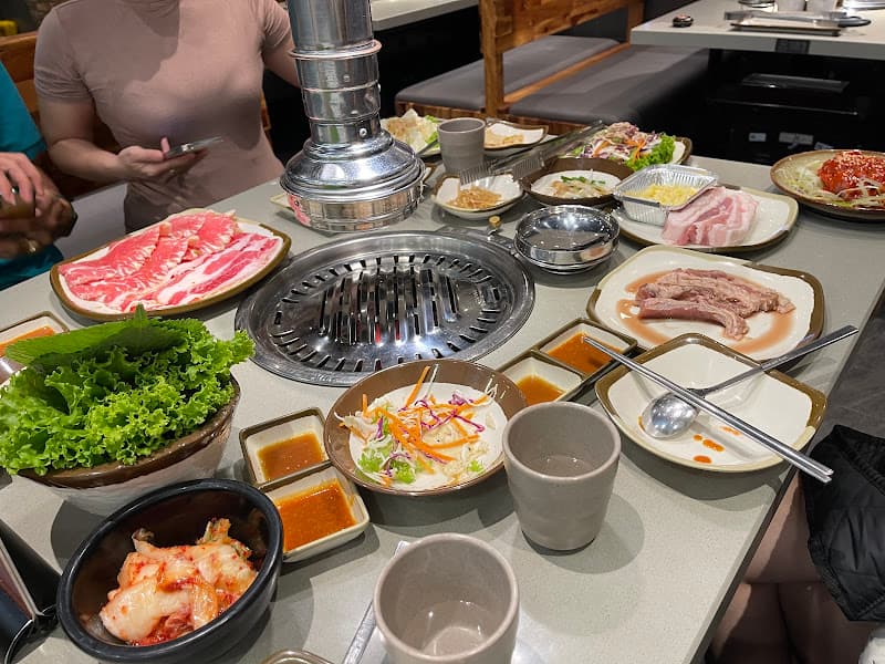 Hình ảnh GoGi House Cao Thắng - 4