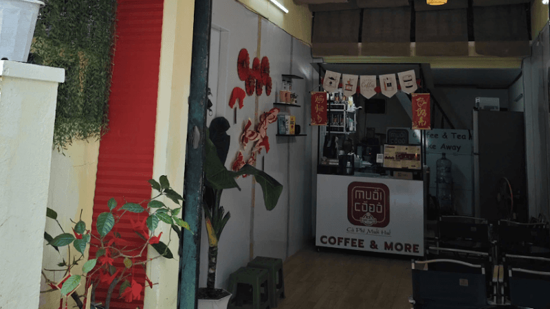 Ảnh bìa Muối Cố Đô Kafe - Cà Phê Muối Huế (Coffee & More/휴 솔트 커피)