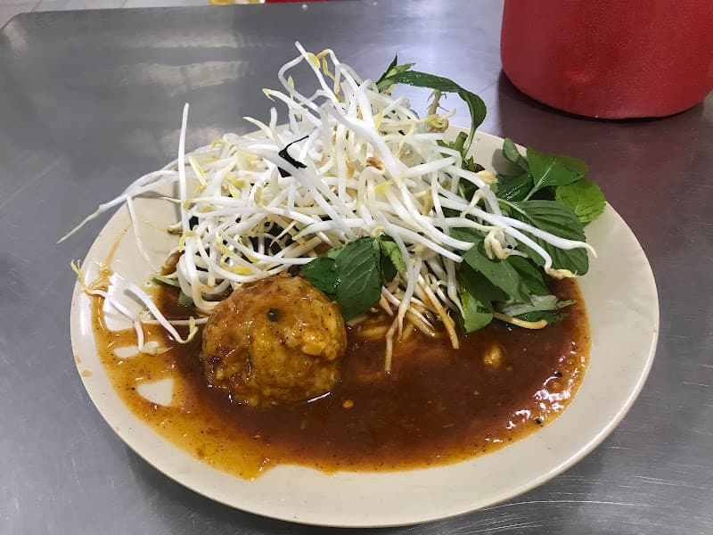 Bánh tầm cay Cà Mau Trạm điện P8