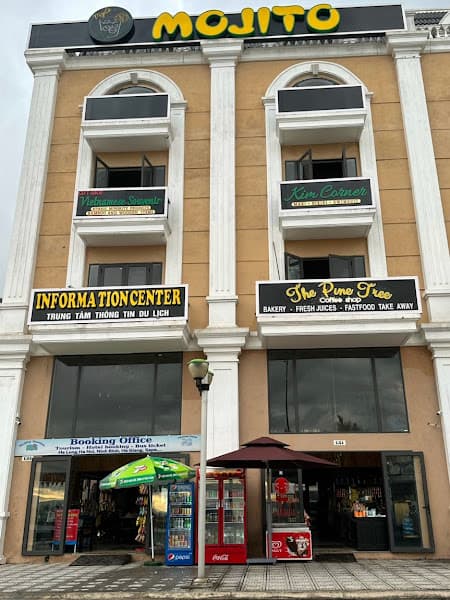 Ảnh bìa The Pine Tree Coffee & Restaurant