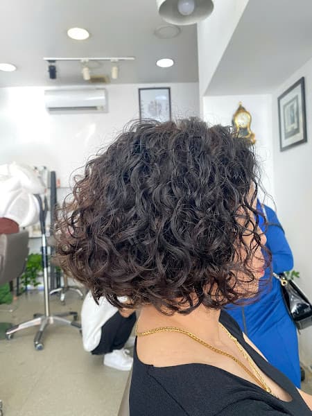 Hình ảnh Hậu Hair Salon - 2