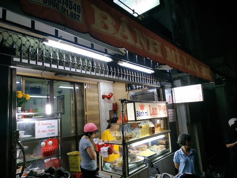 Ảnh bìa Bánh Mì Lan Huệ