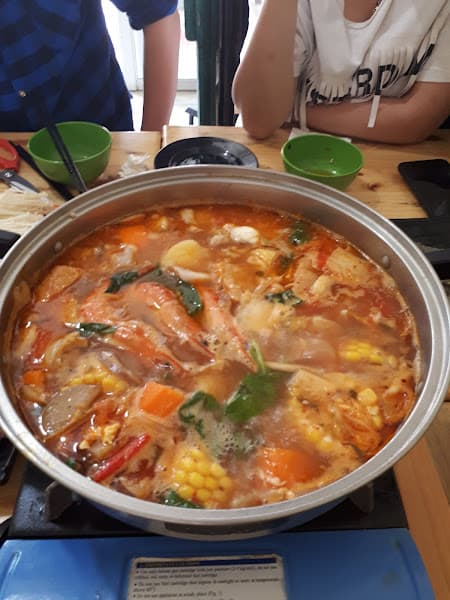 Yummy Thế Giới Đồ Ăn Vặt