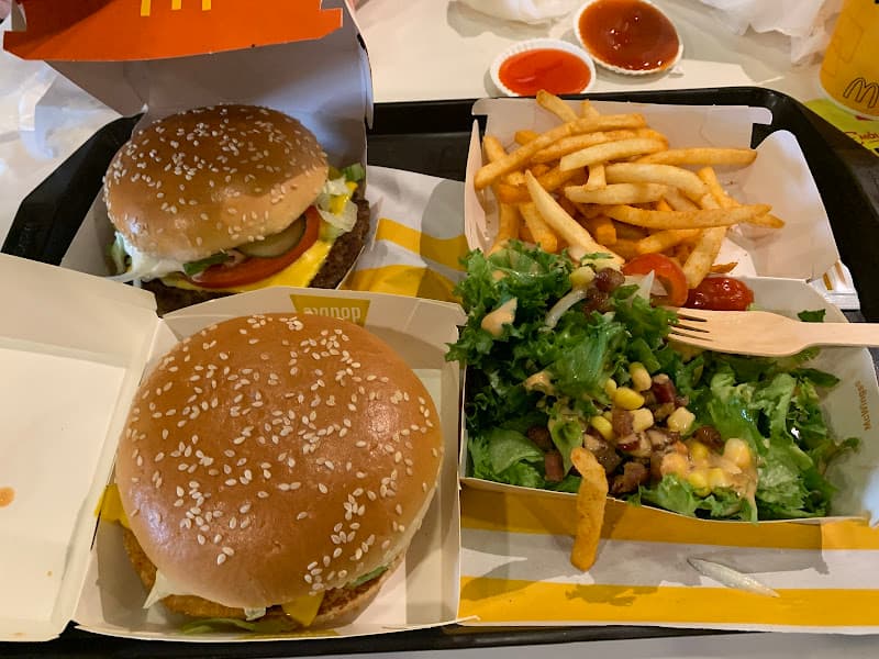 Hình ảnh McDonald's Nguyễn Huệ - 4
