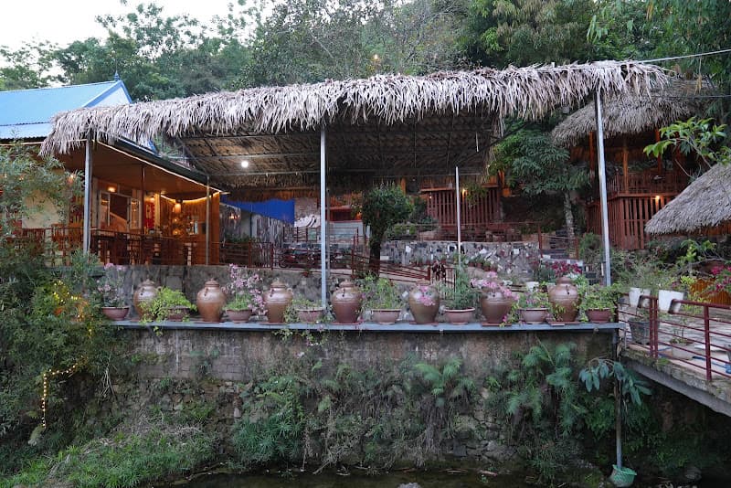 Hình ảnh Nhà Hàng Cá Hồi Hang Dơi - 6