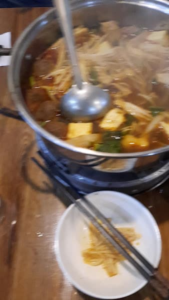 Hình ảnh Mr. Lu - xiên nướng - lẩu bò kho - 3