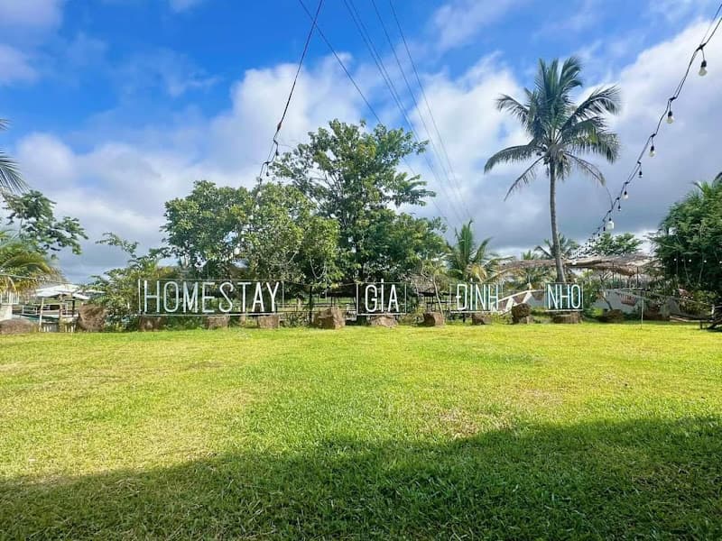 Ảnh bìa Homestay Gia Đình Nhỏ