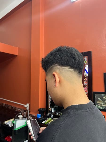 Ảnh bìa the FAKE BARBER shop