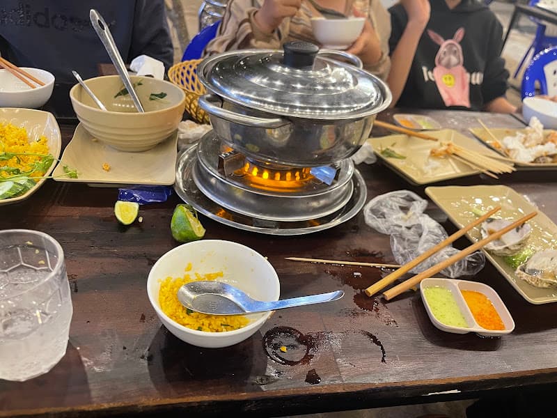 Ảnh bìa Quán Ốc & Hải Sản Bờ Kè