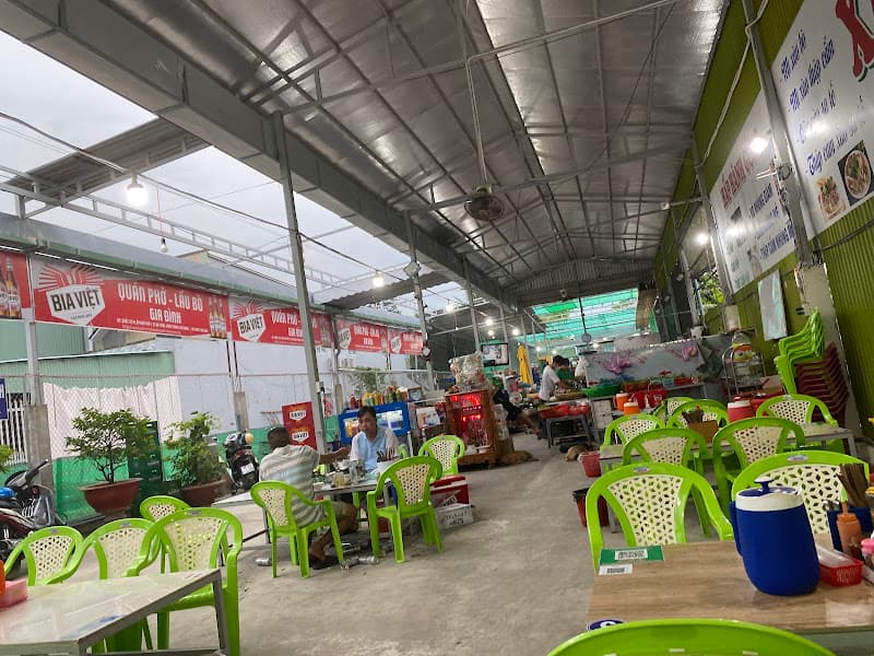 Hình ảnh Quán phở - lẩu bò - gia đình Chính Hiệu (Cù Thiện) - 2