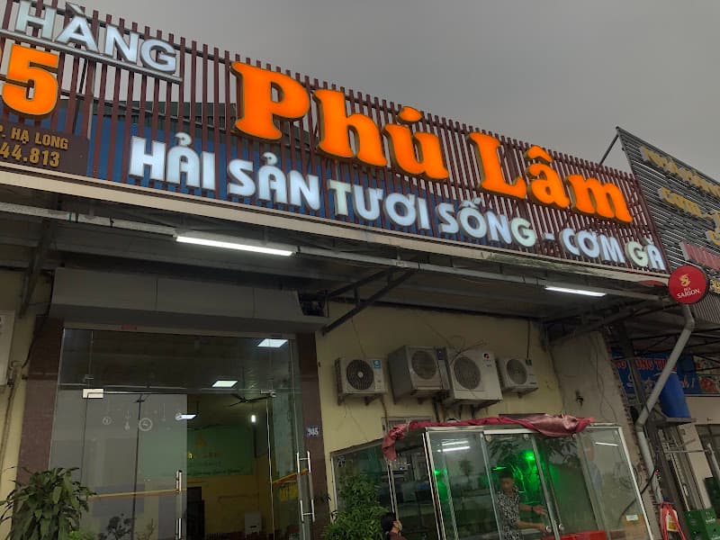 Nhà hàng Phú Lâm