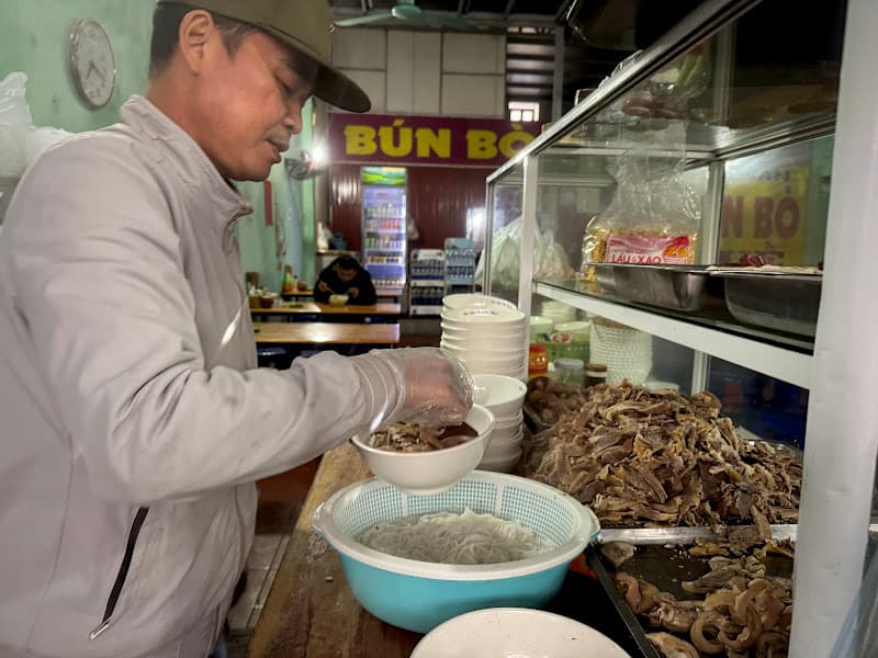 Hình ảnh Bún Bò Huế Bạch Sam - 3