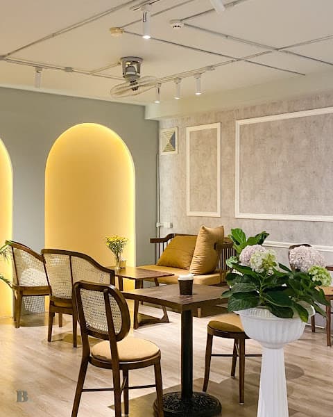 Hình ảnh Book cafe - 2