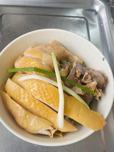 Hình ảnh Phở gà cô Tơm -289 Nguyễn Huệ-Lào Cai - 4