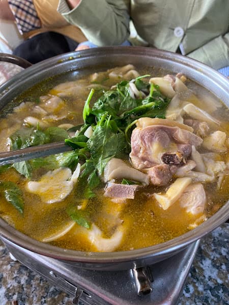 Hình ảnh LẨU GÀ LÁ É TÀ NUNG - 2