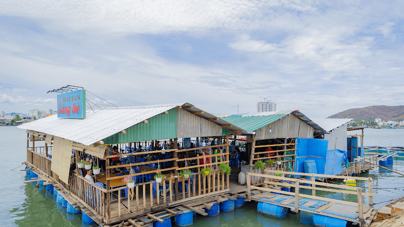 Hình ảnh Quán HẢI SẢN Làng Bè - 4