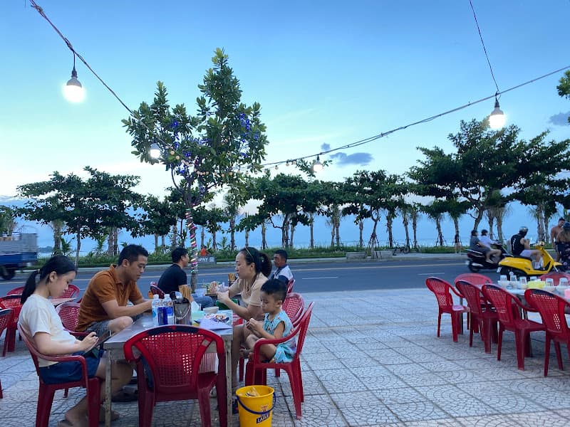 Hải sản Sáu Lương