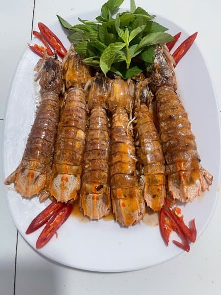 Hình ảnh Nhà Hàng Hải Sản DUYÊN QUÝ (Hải Sơn) - 3