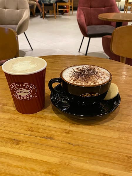 Hình ảnh Highlands Coffee Hà Đô Centrosa - 2