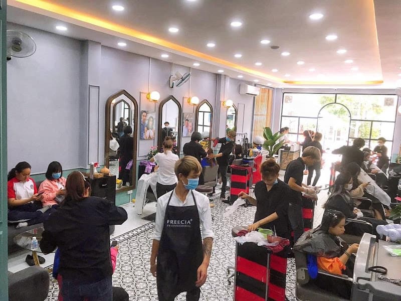 Hình ảnh Salon Bắc Trần Tiến quận 8 - 2