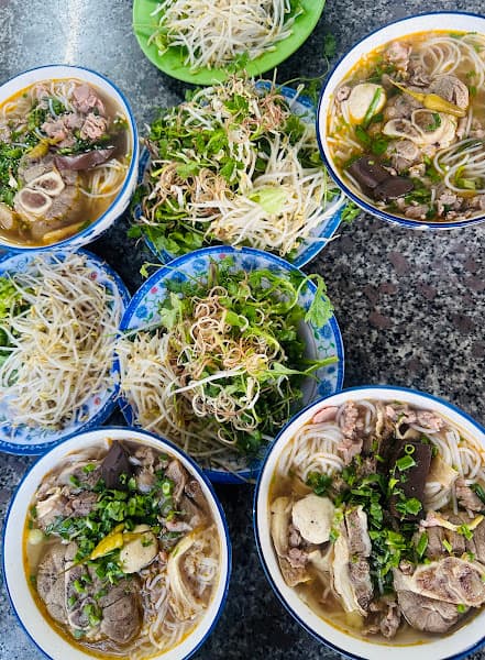 Hình ảnh Bún Huế và bún thịt nướng Phong Phú - 4